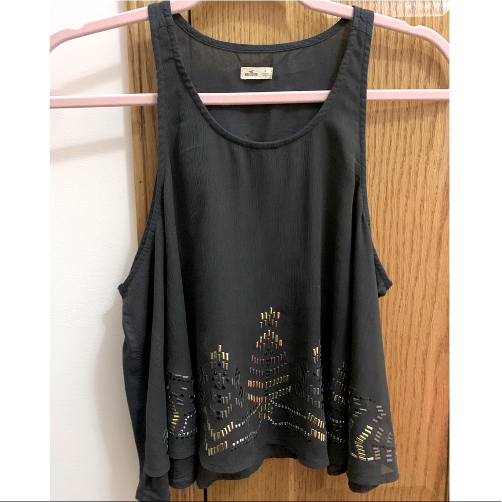 Grey tank top with cute design gems